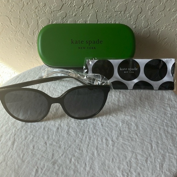 Kate Spade: Black Kimberlyns Singlasses- Gray Gradient - Picture 1 of 16